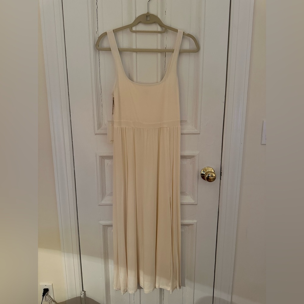 Wilfred long off white dress size medium. Never worn. New with tags